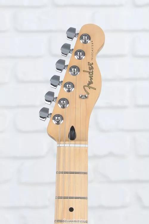 Fender Player Telecaster - Butterscotch Blonde with Maple Fingerboard